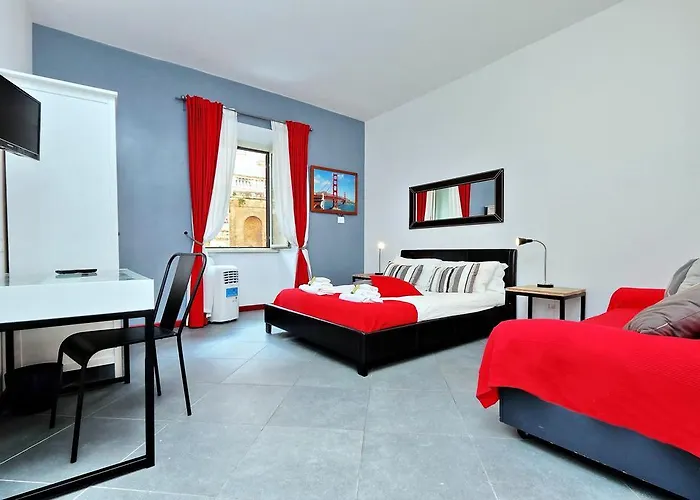 Cozy Apartment Fabia 300 Mt From Colosseum